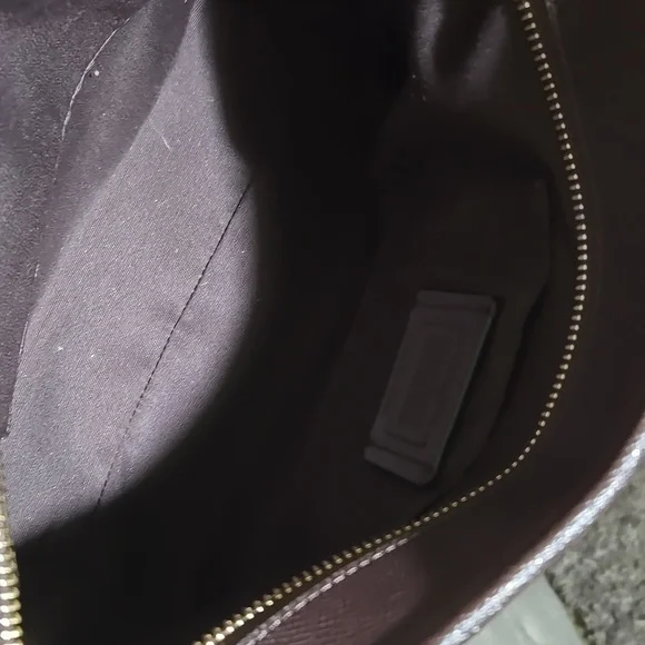 Coach Oxblood Crossgrain Leather Small Tote 9x8x3.5 Burgundy Gold - Picture 5 of 8